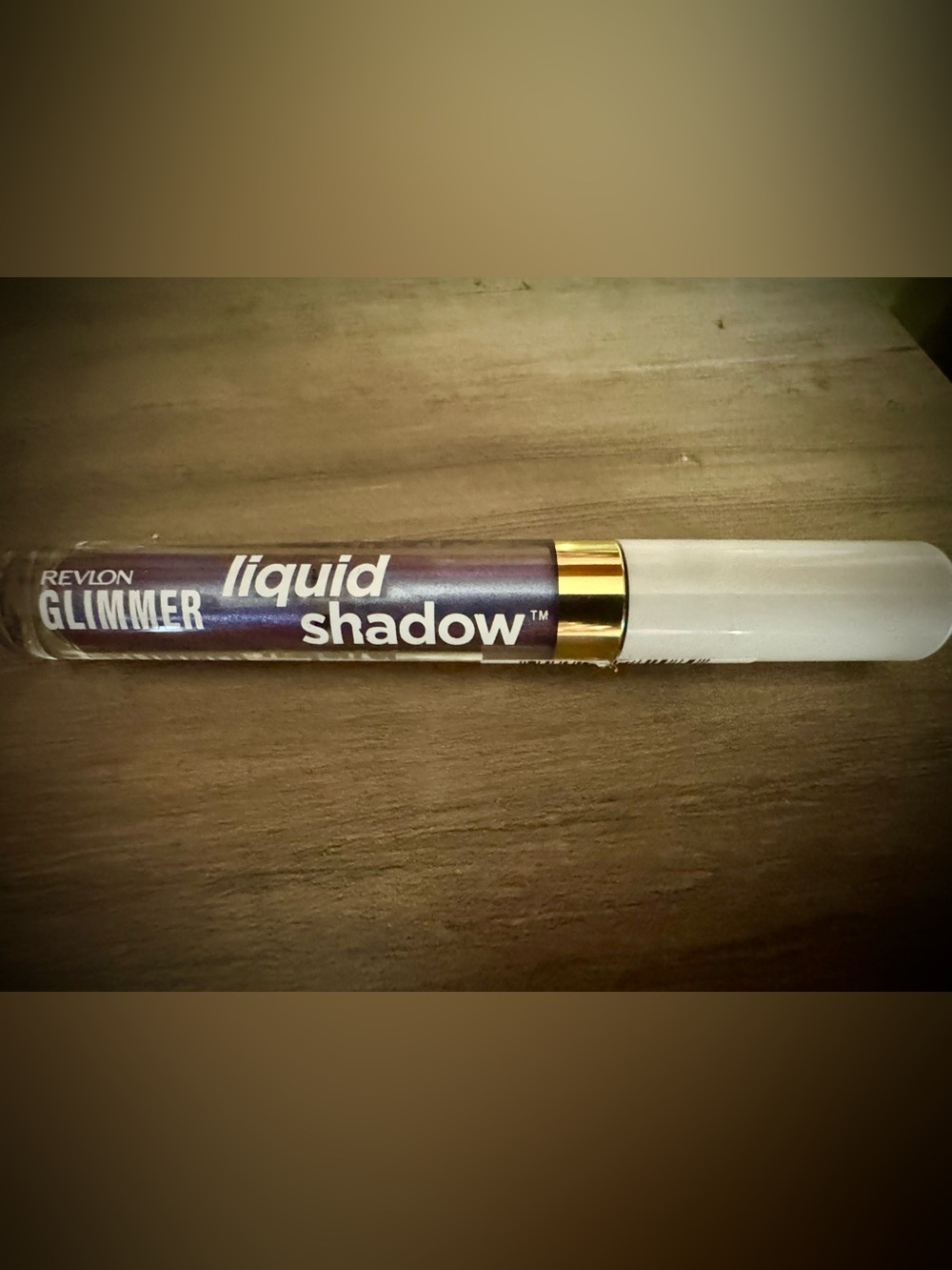 NWT Revlon Glimmer Liquid Shadow Metallic Purple Liquid Eyeshadow